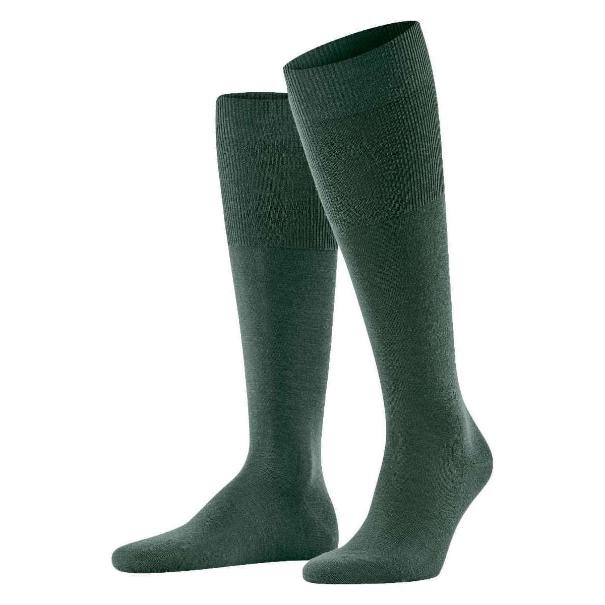 falke dress socks Men's Shadow Striped Socks, Flanell, 6.5-7.5 : Clothing, Shoes & Jewelry These socks are ideal for the autumn season and feature an extended cuff for a crease Falke Dress Socks for Men