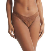 hanky-panky-signature-lace-low-rise-thong---macchiato-brown-34433513