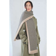 elie-beaumont-dogtooth-check-winter-scarf---blackbrown-35930613