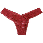 hanky-panky-daily-lace-low-rise-thong---lipstick-red-34433518