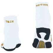 falke-ru-true-motion-short-running-sneaker-socks---white-34439191