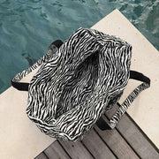 moon-nude-noir-large-duffel-bag---whiteblack-35920540