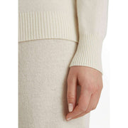 falke-pure-cashmere-v-neck-sweater---off-white-34438570