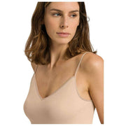 hanro-cotton-seamless-v-neck-spaghetti-top---beige-35927979